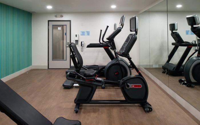 Holiday Inn Express Santa Rosa North By IHG