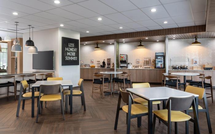 Fairfield Inn & Suites Cleveland Tiedeman Road