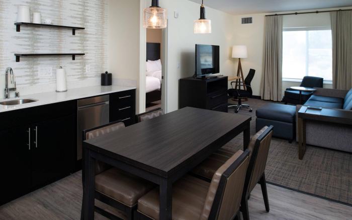 Residence Inn by Marriott Bakersfield West