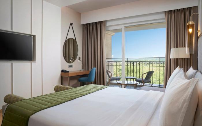 Holiday Inn Goa Candolim By IHG