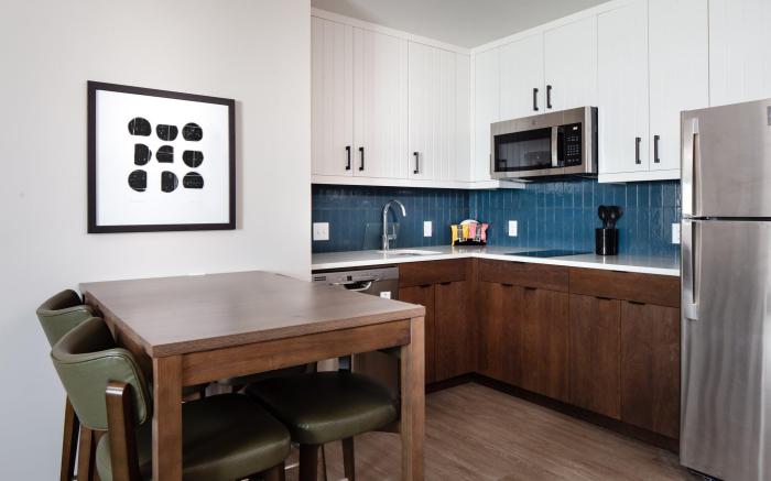 Staybridge Suites Iowa City Coralville By IHG