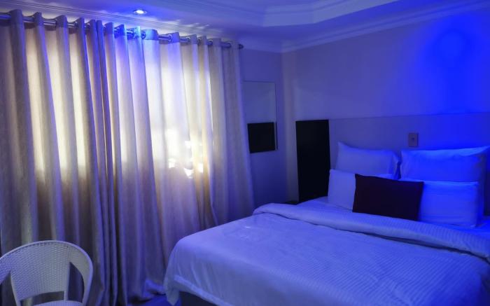 zurich garden lodge benoni