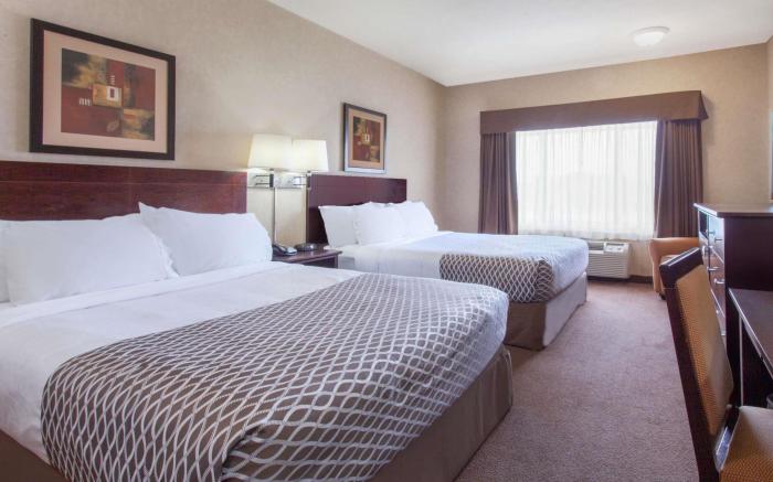 Ramada by Wyndham Camrose