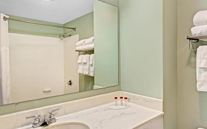 Ramada by Wyndham Saco/Old Orchard Beach Area