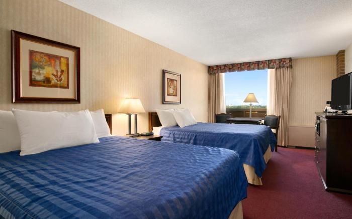 Ramada by Wyndham Lethbridge