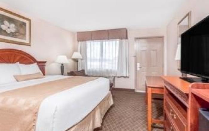 Ramada by Wyndham Macon