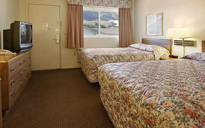 Olive Tree Inn & Suites