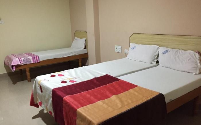 Hotel Suprabath Towers