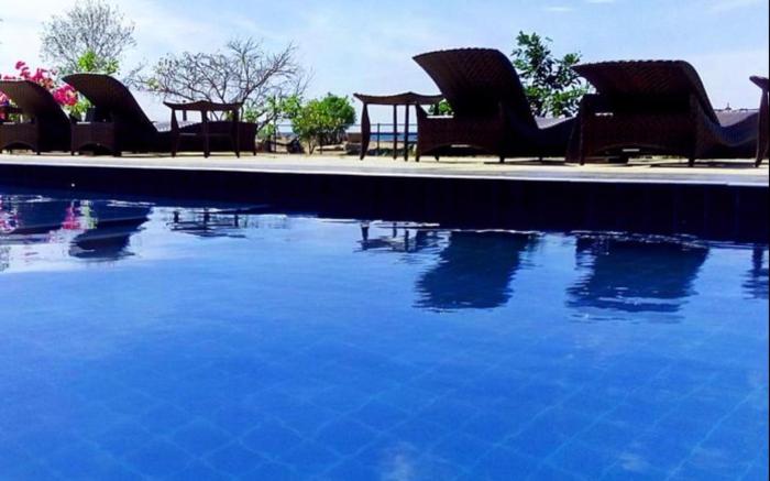 The Beach house by Kay Jay Hotels