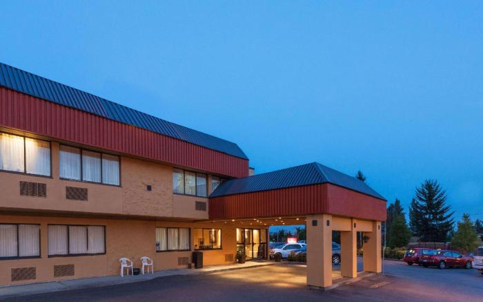 Ramada by Wyndham Coquitlam