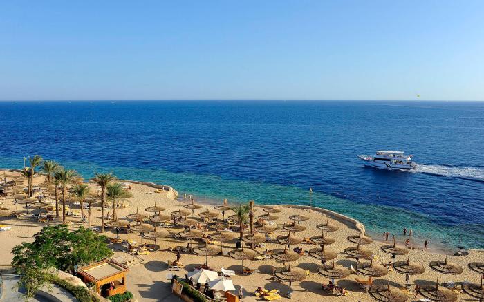 Reef Oasis Blue Bay Resort & Spa