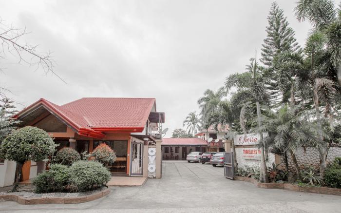 OYO 741 Sierra Travellers Inn