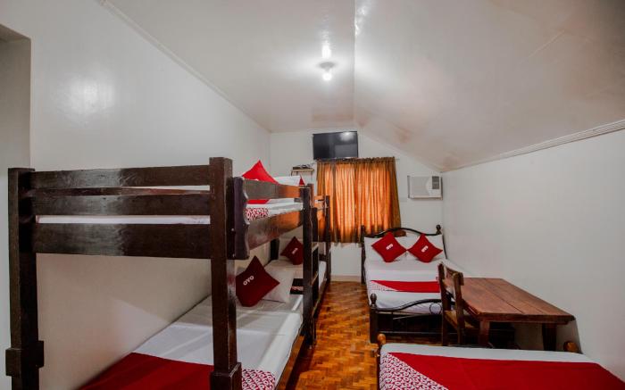 OYO 741 Sierra Travellers Inn