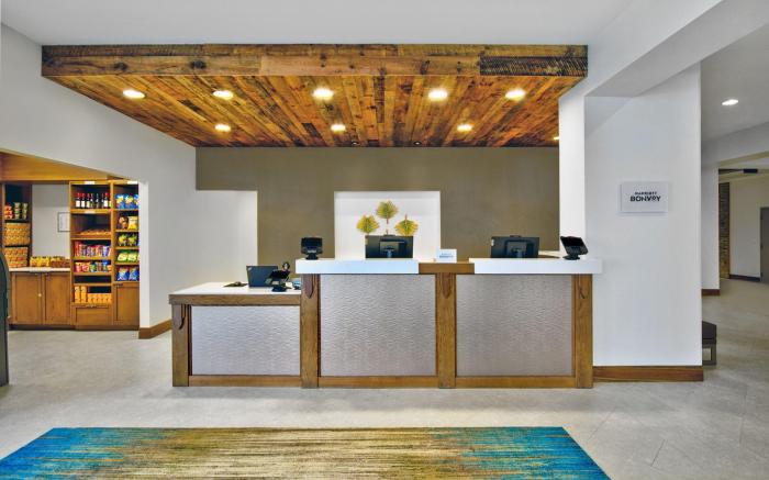 Fairfield Inn & Suites Orlando at FLAMINGO CROSSINGS® Town Center