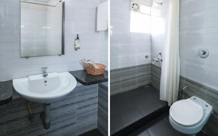 Treebo Pappilon Palace, PVS Circle