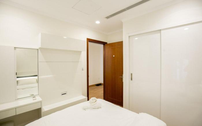 BOM HOMES- VINHOMES TIMES CITY- 1BR- LUXURY APT