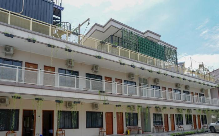 RedDoorz @ Jalan Majapahit Semarang