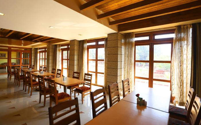 Kohinoor Highway Resort