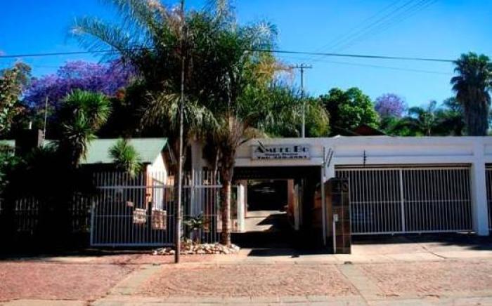Amper Bo Guest House