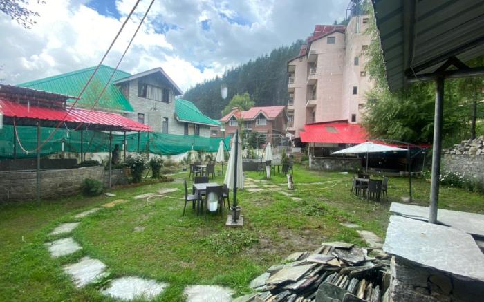 Hotel Ambika Residency