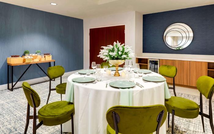 Sonesta Select San Francisco Airport Oyster Point Waterfront