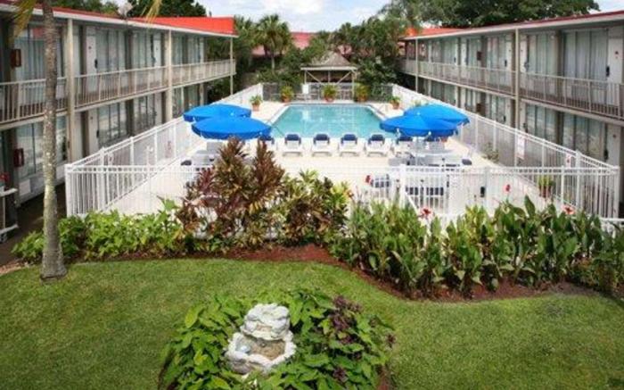 Days Inn by Wyndham Stuart