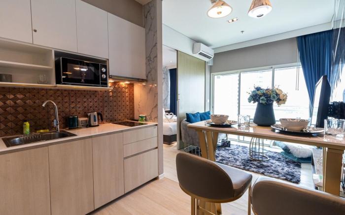 Veranda Pattaya Luxury Design Balcony with seaview