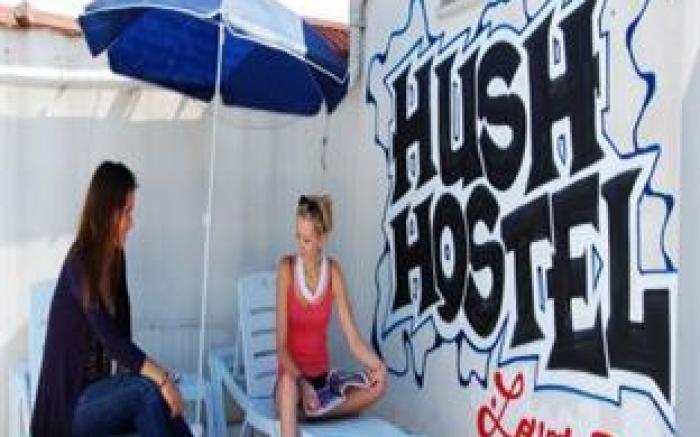 Hush Hostel Lounge