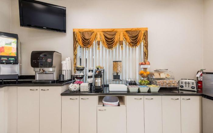 SureStay Hotel by Best Western Sarasota Lido Beach