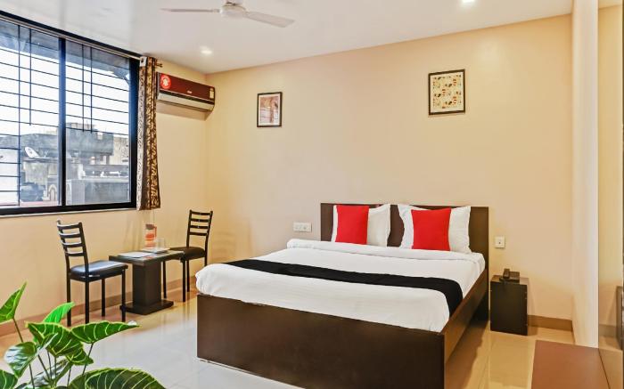 Hotel Classy Stay EON IT Park