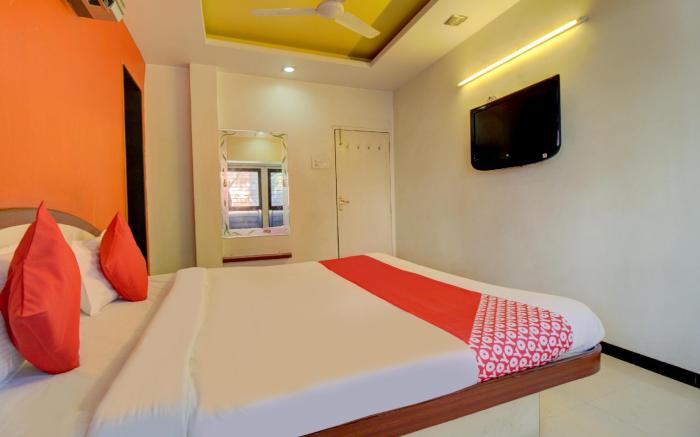 Hotel O Saroj
