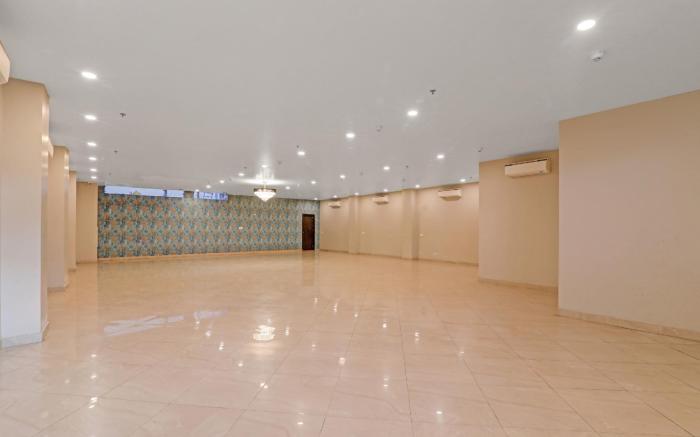 Townhouse Amaraa Hotel Near Phoenix Palassio