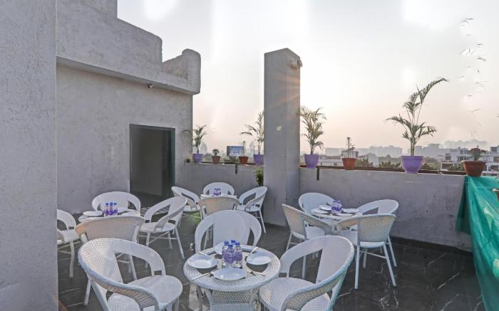 Townhouse Amaraa Hotel Near Phoenix Palassio