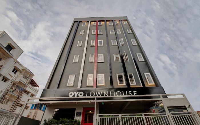 Townhouse Siri Residency