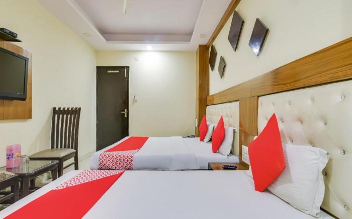Collection O 78493 Noble Inn Paharganj