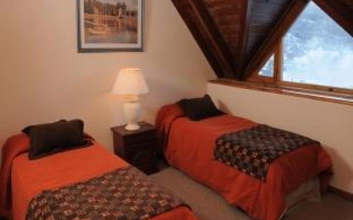 Village Catedral Hotel