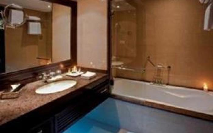 Stella Di Mare Beach Hotel & Spa