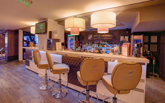 INTERNATIONAL Hotel Casino & Tower Suites