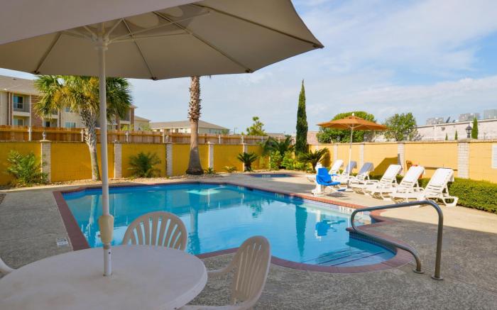 Americas Best Value Inn & Suites Waller Prairie View