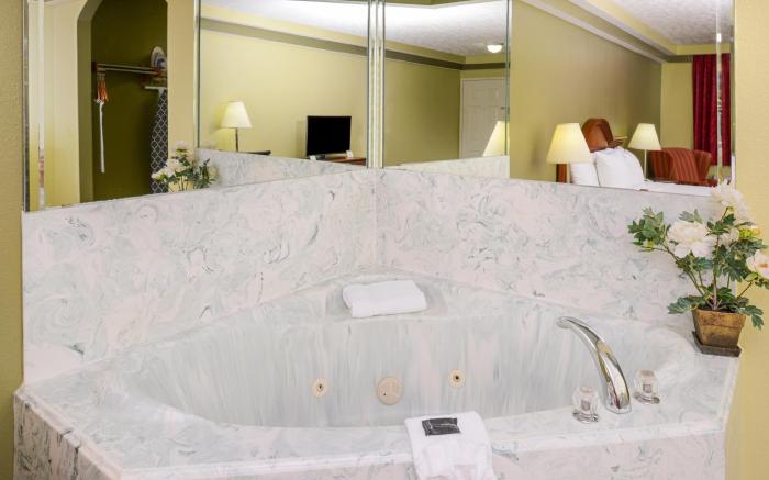Americas Best Value Inn & Suites Waller Prairie View
