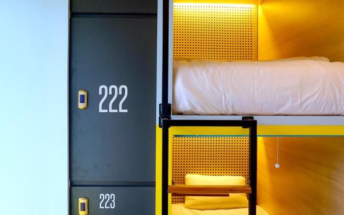 Borough Capsule Hostel Bali