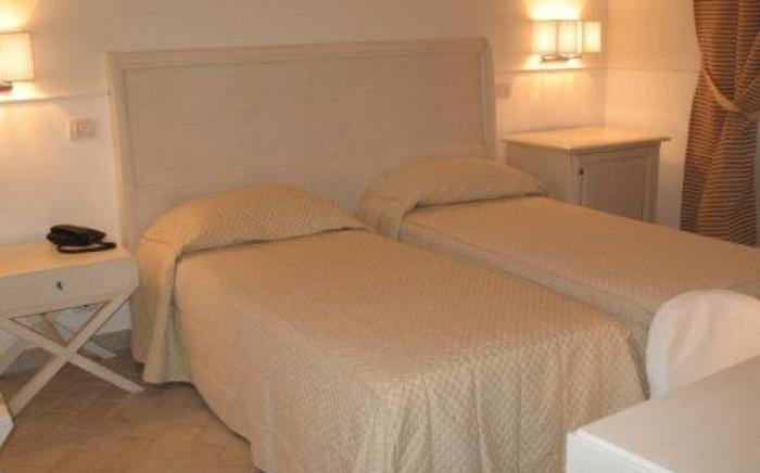 Helios Hotel