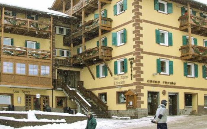 Hotel Alpino