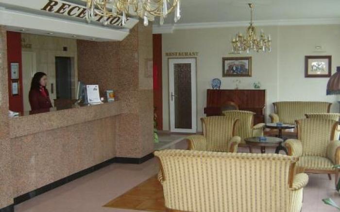 Hotel Consul