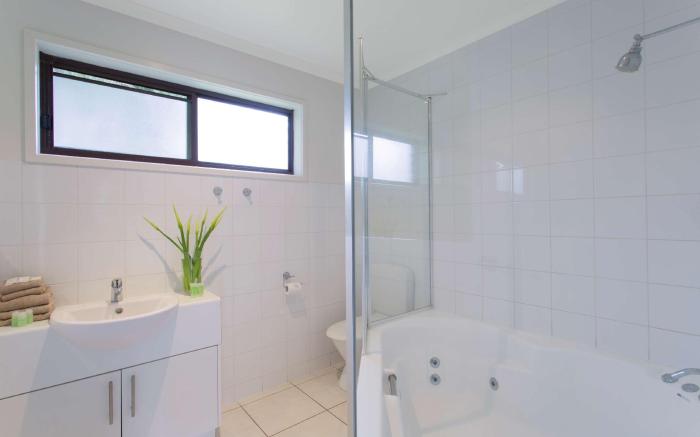 Best Western Colonial Village Motel