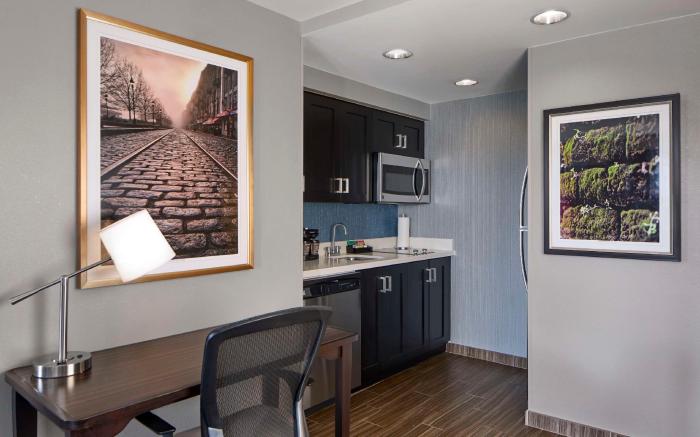 Homewood Suites by Hilton Savannah Historic District/Riverfront