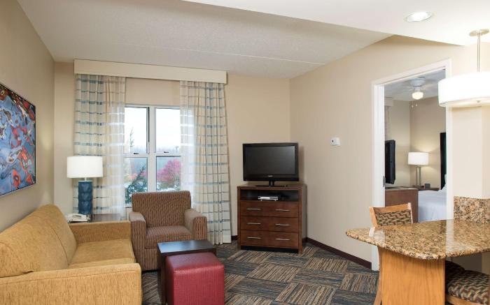 Homewood Suites by Hilton Columbus - Airport