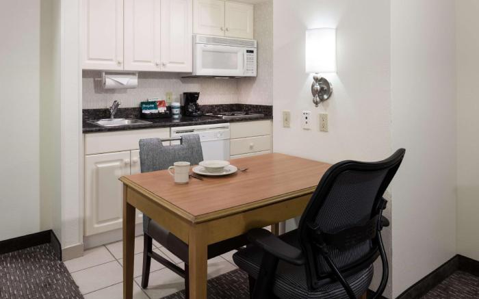 Homewood Suites Miami Airport Blue Lagoon Hotel