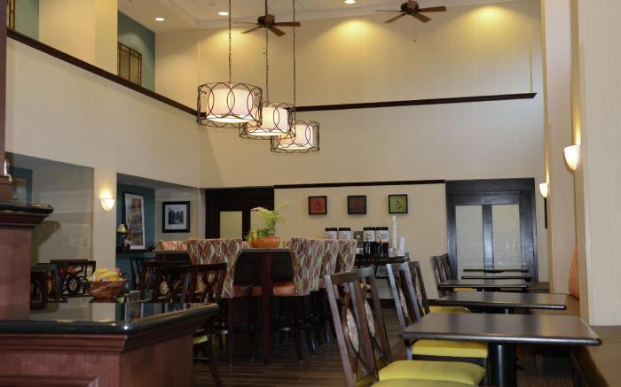 Hampton Inn & Suites Knoxville/North I-75