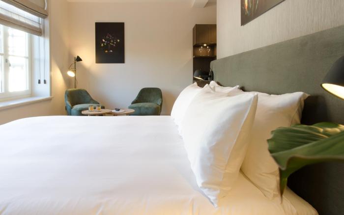 Hotel Flora Batava